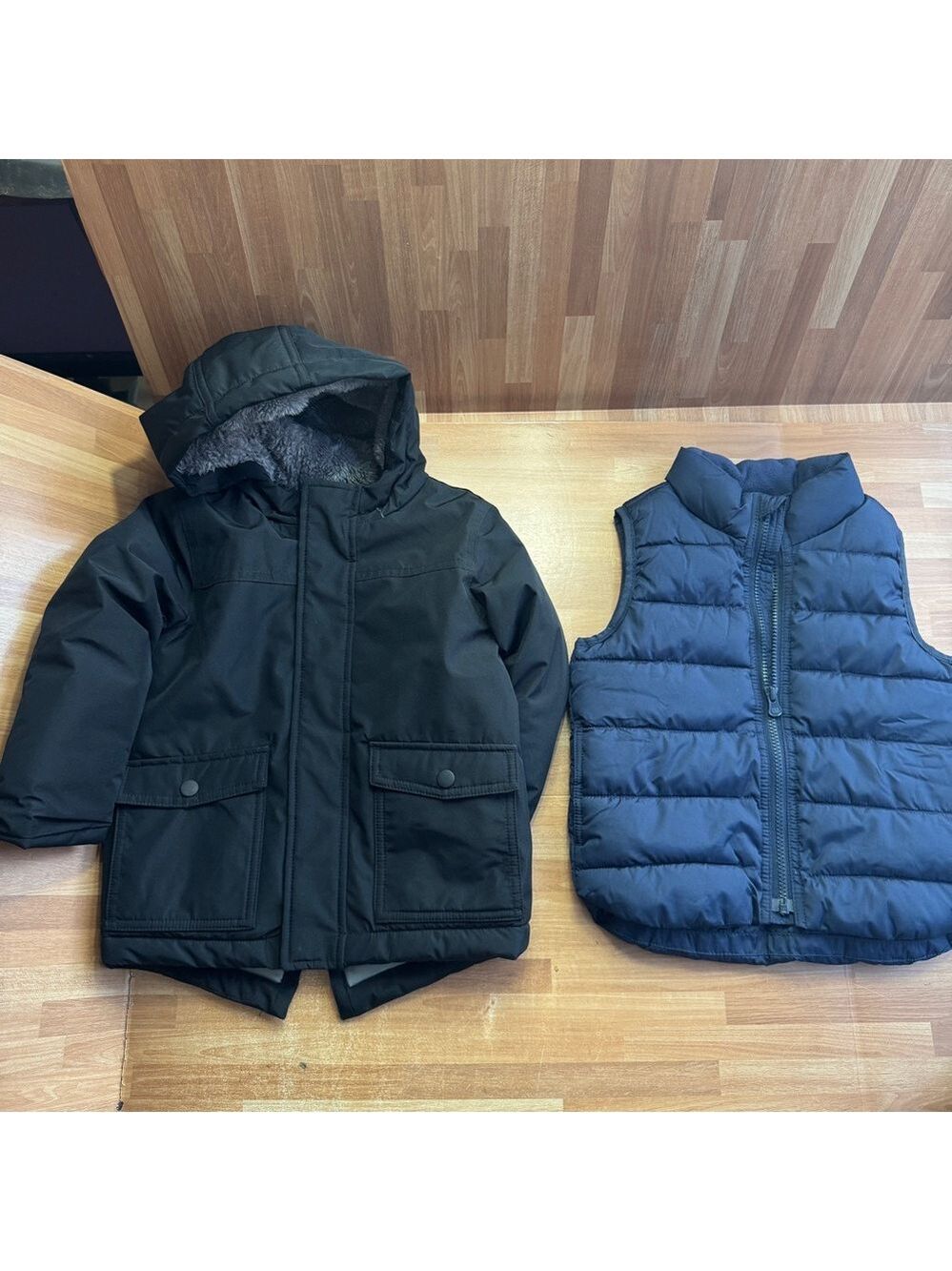 Gap & cat&jack boys outwear bundle size 3, hooded winter coat and blue vest